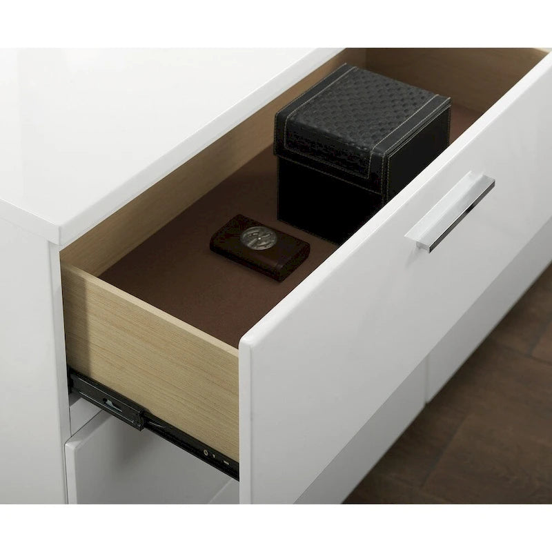 Commode en bois attrayante, blanche