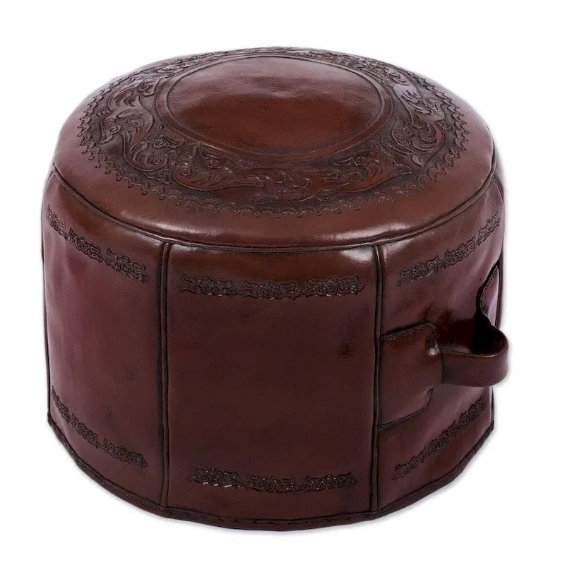 Pouf ottoman en cuir ciselé fait main, élégance espagnole (Pérou)